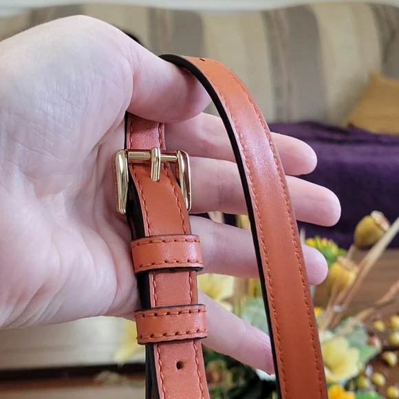 MK π PURSE - Picture 12 of 16